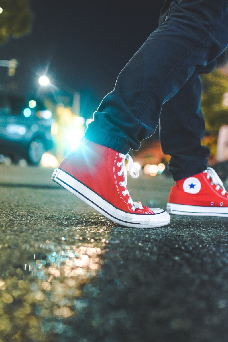 pair, tops, glare, human body part, high, motion, sport, human foot, limb, adult, red, body part, gumshoes, mode of transportation, white, shoe, 5K, night