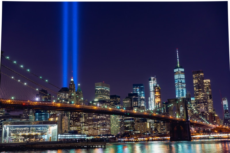 tribute, f22, building, outdoors, built structure, 5K, cityscape, night, modern, 911, office building exterior, sky, united states, long exposure, september 11