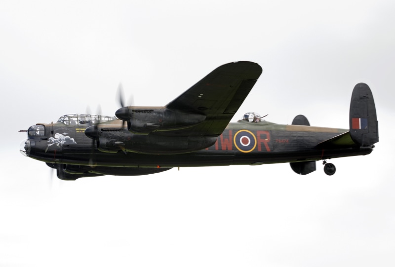 Avro Lancaster, heavy, 2K, bomber, British, four-engine