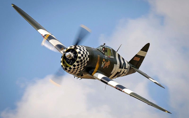 motion, day, P-47 Thunderbolt, monoplane, aerial view, aerospace industry, aggression, single object, black, The Second World, nature, no people, explosive