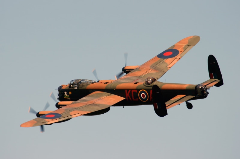 1080P, four-engine, Avro Lancaster, heavy, bomber