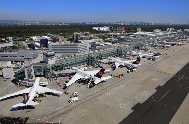 travel destinations, 800, 400, road, City, Airliner, the platform, Airbus, cityscape, travel, Malaysia, 2K, building exterior, airplane, The city, Germany