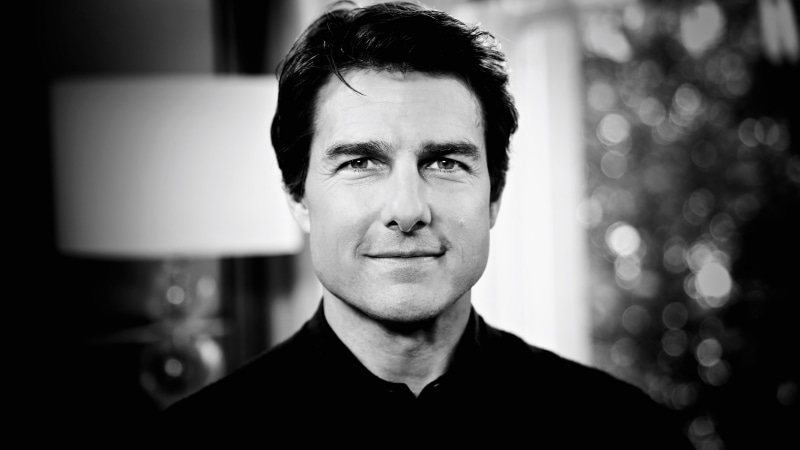 lifestyles, actor, men, Tom Cruise, males, mid adult, front view, adult, smiling, contemplation, mature adult, looking at camera, indoors, handsome, one person