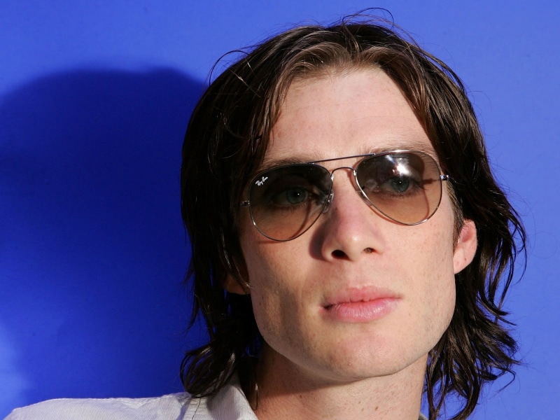 points, color Image, fashion, hair, body part, cillian murphy, studio Shot, human Hair, close-up, headshot, beautiful woman, 720P, emotions, women, beauty