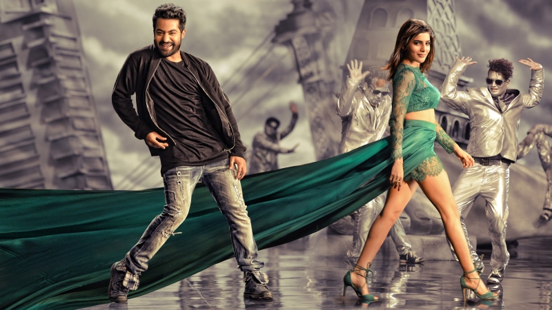 jr, Janatha, casual clothing, women, real people, young women, water, people, leisure activity, two people, full length, males, adult, k, 4K, Garage, young adult