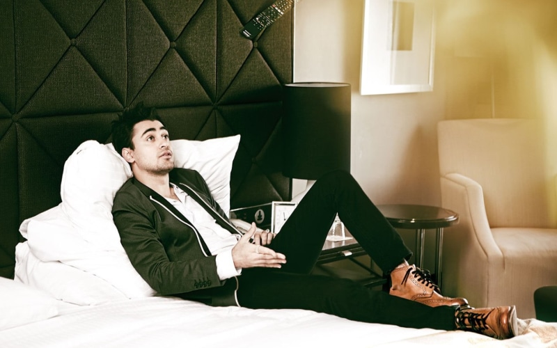 imran, mature men, outfit, men, s, furniture, lying on back, relaxation, lifestyles, imran khan, black, pants, shirt, fitted, males, sofa, actor, adult
