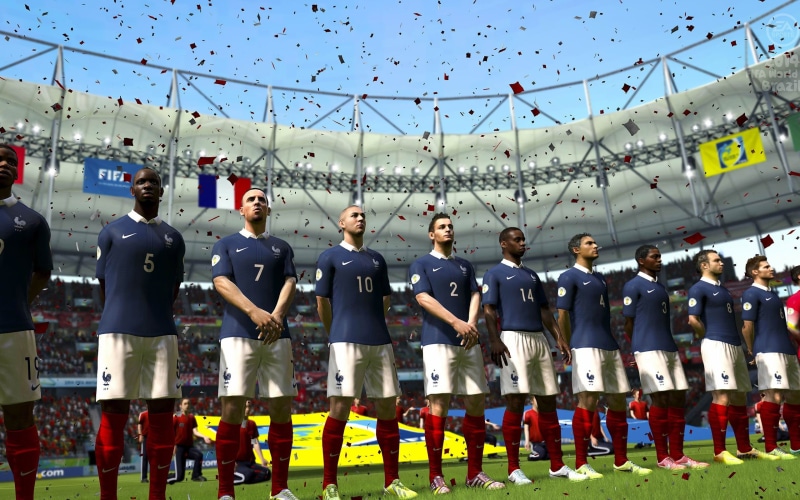 real people, clear sky, standing, crowd, uniform, desktop, 2K, large group of people, side by side, decoration, sky, sport, day, hanging, nature, fifa