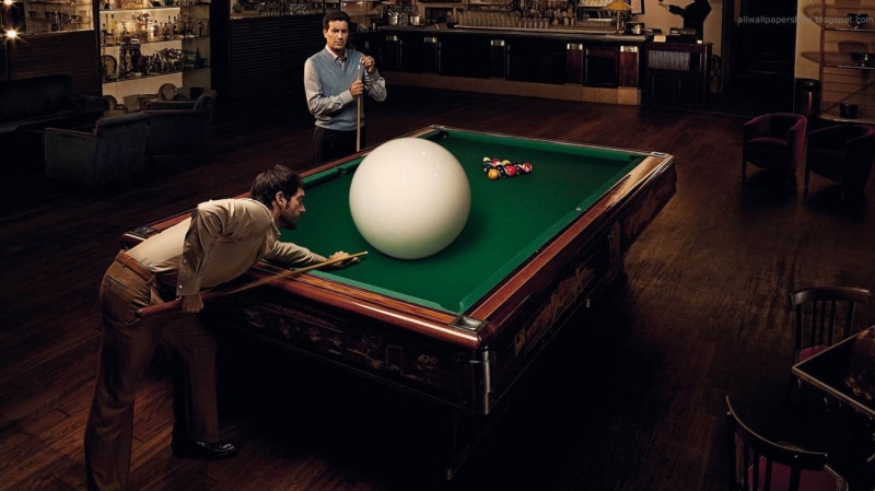 pool ball, pool cue, leisure activity, relaxation, playing, pool - cue sport, adult, billiard, two people, casual clothing, 720P, table, green, men, young adult