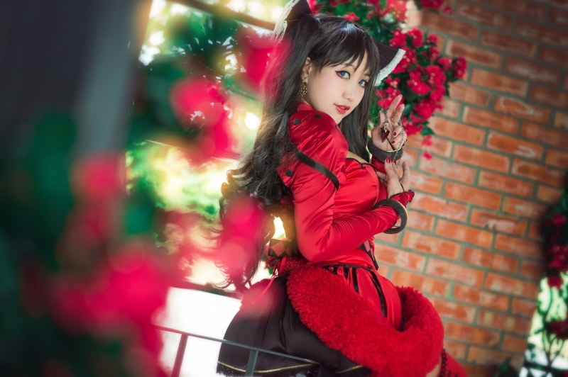 flowers, bow, red, bangs, outfit, cosplay, background, lenses, sitting, girl, light, hair, Asian, cutie, style, costume, sideways, brunette, tails, 1080P
