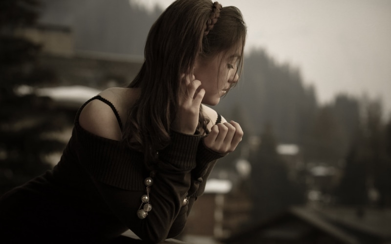 relaxation, sitting, one Woman Only, thinking, side view, problems, 2K, worried, clothing, s, despair, indoors, females, brunette, one Person, solitude