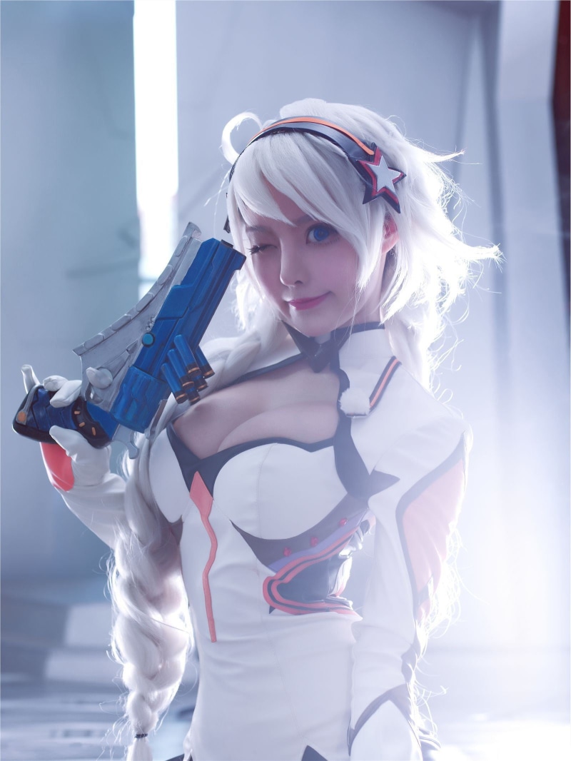 Kiana Kaslana, robot, cyborg, hairstyle, Guns Girl - School Day Z, three quarter length, clothing, adult, young adult, 1080P, beauty, young women, futuristic