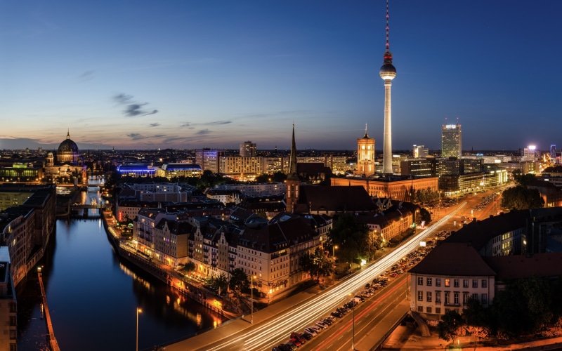 concrete, germany, parking, stunde, streets, road, lights, bridge, berliner, Berliner Zur Skyline Blauen Stunde, blauen, zur, Night, Berlin, 2K, city