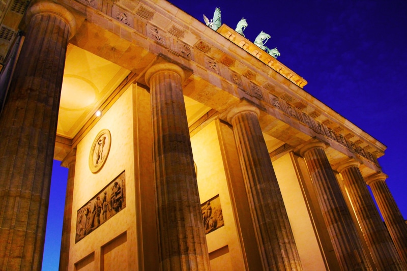 architectural column, europe, Potsdamer Platz, belief, the past, travel, potsdamer, arts, Brandenburg Gate, polar, building exterior, ancient, tourism