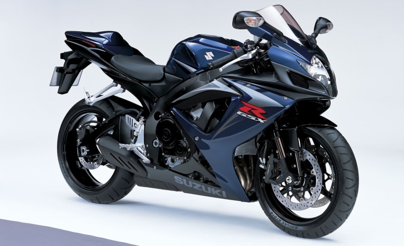 stationary, R750, close-up, black, silver colored, chrome, 1080P, Suzuki, Motorcycles, parking, no people, mode of transportation, side view, black color
