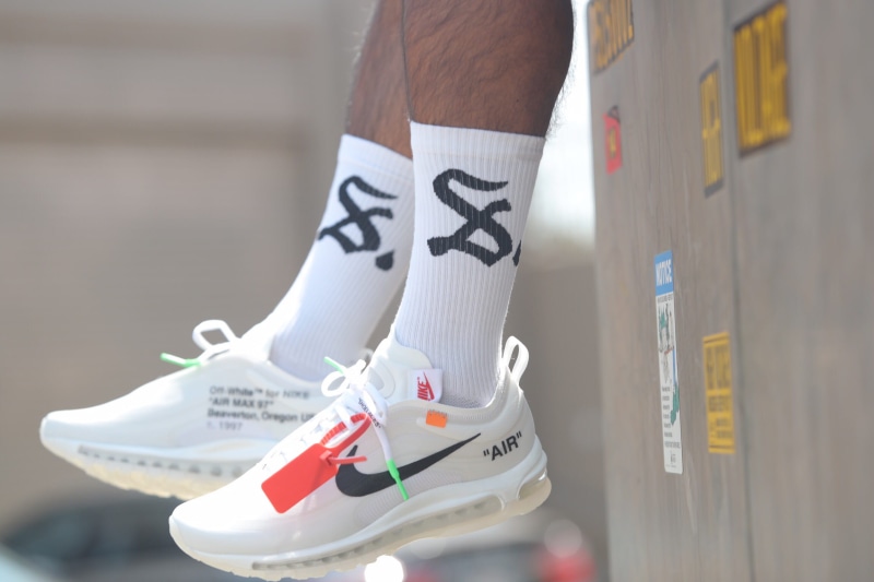 adult, los angeles, healthcare and medicine, human leg, close-up, body part, ace hotel, shoe, 1080P, kanye, louis vuitton, men, one person, off white