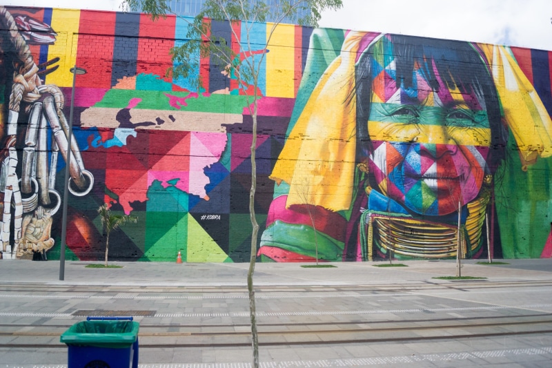 architecture, outdoors, creativity, day, sidewalk, nature, no people, design, pintura, footpath, multi colored, transportation, graffiti, street art, mural