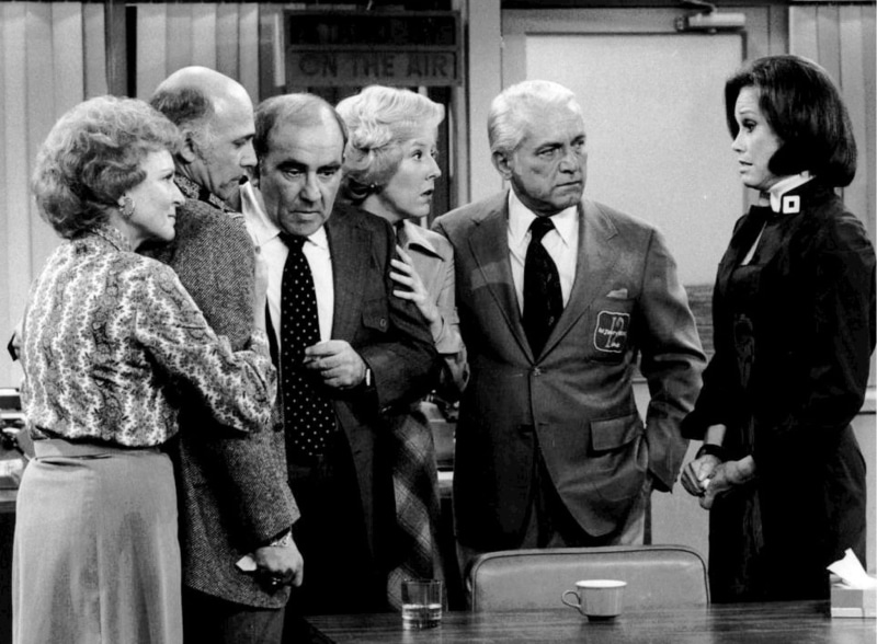 ed asner, businessman, women, voice, well-dressed, senior adult, suit, film, georgia engel, standing, movies, nostalgia, tv, journalism, males, news broadcast