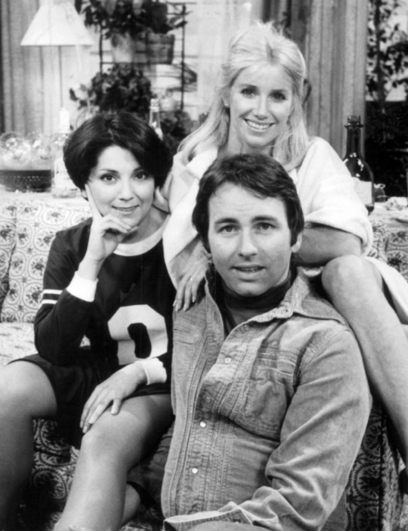 women, three quarter length, films, television, suzanne somers, series, sitting, singer, smiling, motion pictures, joyce dewitt, cinema, hairstyle, togetherness