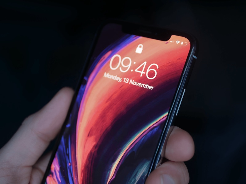 iphone, tech, 4K, hand, mockup, android, unrecognizable person, text, human finger, indoors, editorial, mac, lifestyles, western script, human hand, finger