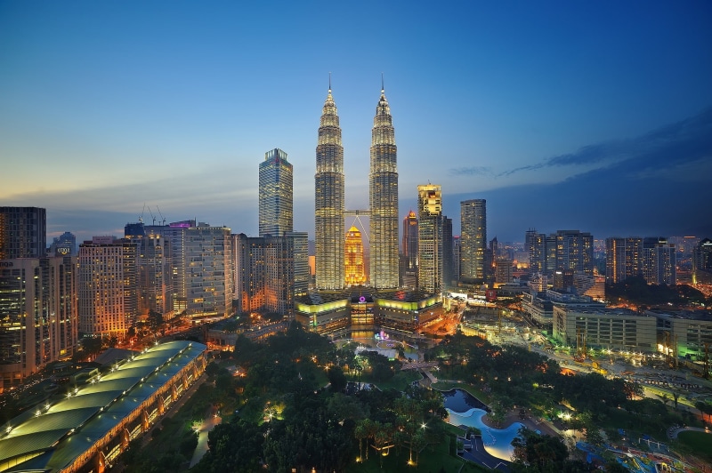 landscape, outdoors, 1080P, office building exterior, Kuala Lumpur, nature, skyscraper, financial district, petronas, building, sky, travel destinations