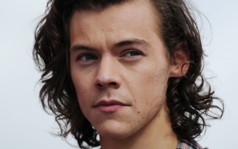 Download 3840x2400 harry styles, 4K, harry styles, one direction backgrounds, singer