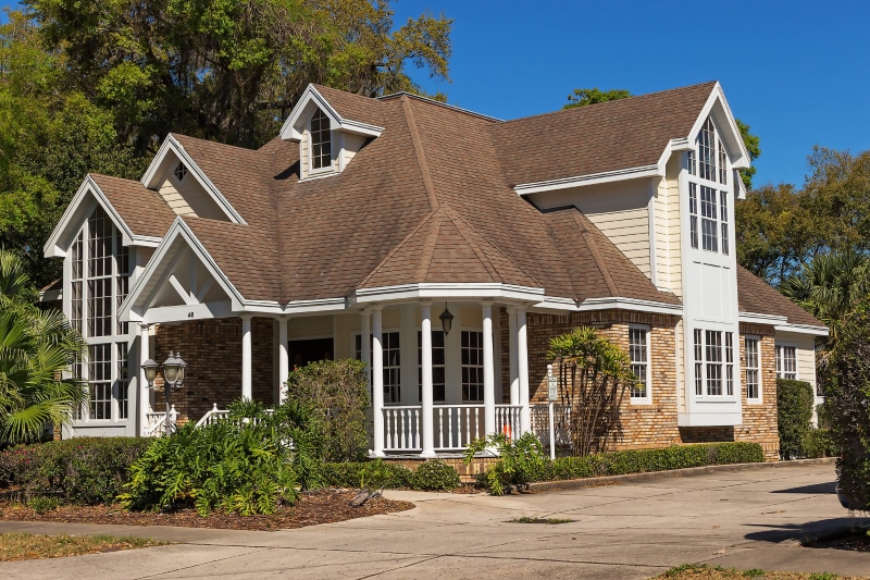 outdoors, brick, building Exterior, residential Building, modern, landscaped, mansion, street, no people, residential District, wooden house, colonial house