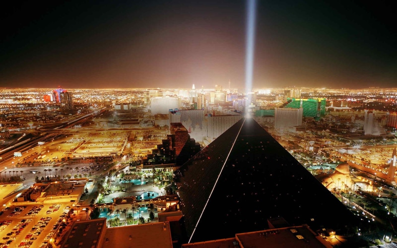 night, luxor, usa, 2K, black, pyramid, las, hd, background, nevada, gradot, skyline, vegas