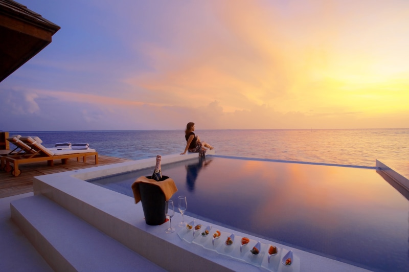 4K, 4K, Sunset, Swimming pool, Water suite, Luxury hotel