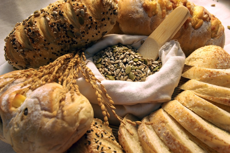 cake, spice, wellbeing, variation, food and drink, indoors, close-up, healthy eating, container, seed, sesame, bun, baked, brown, store, cooked, no people
