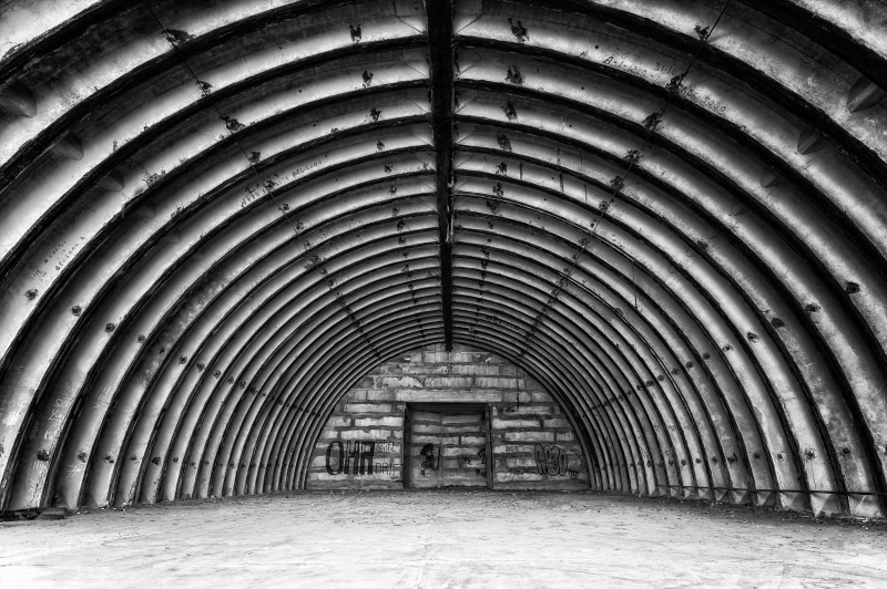 ceiling, lost places, garage, metal, pattern, aircraft hangar, diminishing perspective, no people, arched, arch, 5K, past, tunnel, day, long, aviation