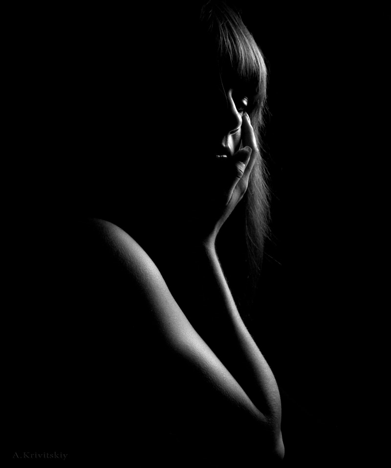 contemplation, portrait, side view, shadow, black background, emerge, looking, indoors, hairstyle, dark, black and white, obscured face, girl, lifestyles