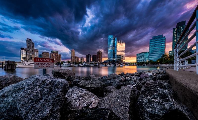 sunset, 1080P, sky, new, river, skyscrapers, New Jersey, boats, USA, city, the US state of New Jersey, silhouette, night, metropolis, jersey, beach, rocks