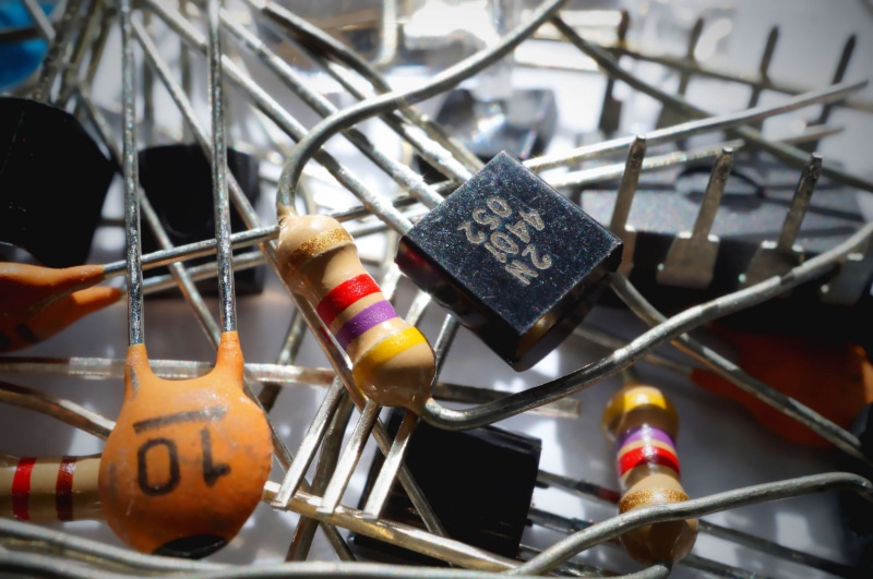 4K, resistor, lock, outdoors, close-up, hope - concept, love lock, electronics, macro, love, electrical components, railing, transistor, components, no people