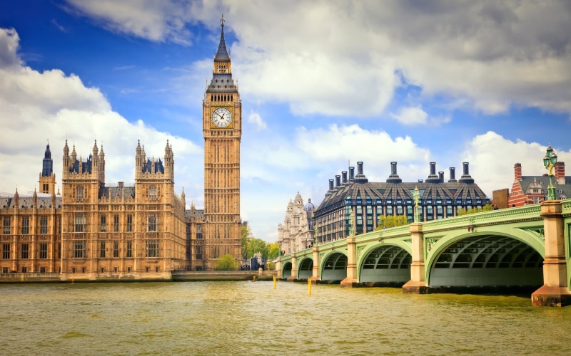 arch bridge, river, sky, no people, travel Destinations, architecture, big-ben, water, uK, capital Cities, 2K, london, international Landmark, famous Place