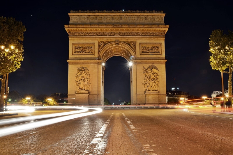 tourism, street, blurred motion, european, paris, arc, memorial, france, parisian, city, structure, sightseeing, travel destinations, historical, arc de triomphe