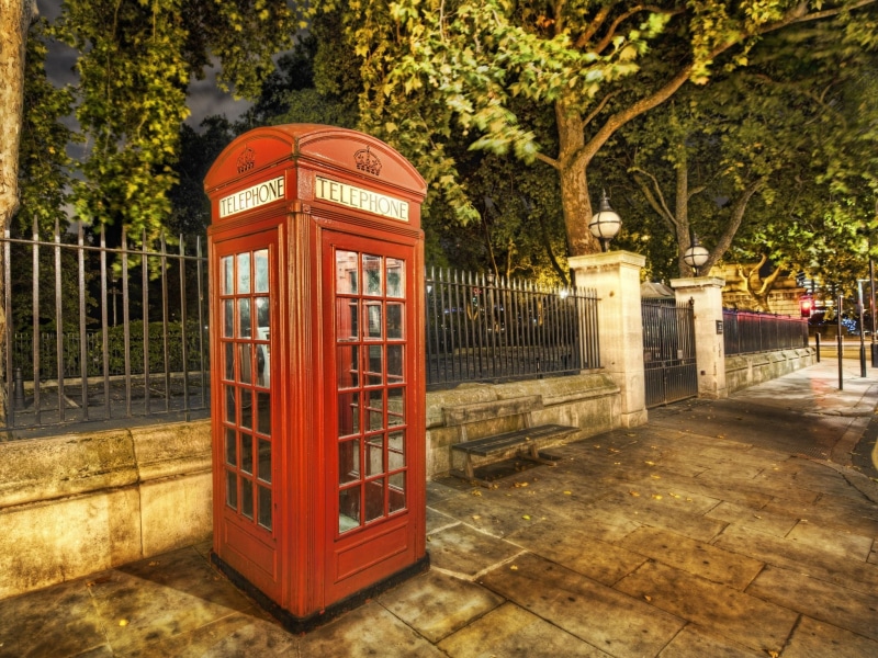 tourism, architecture, old-fashioned, pay Phone, tree, famous Place, communication, telephone, outdoors, phone booth, street, england, red, cultures, retro Styled