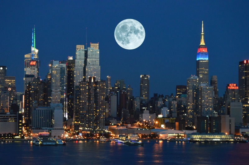 night view, tower, manhattan, 5K, urban skyline, in the evening, horizon, city, full moon, cityscape, outdoors, building, modern, full, financial district