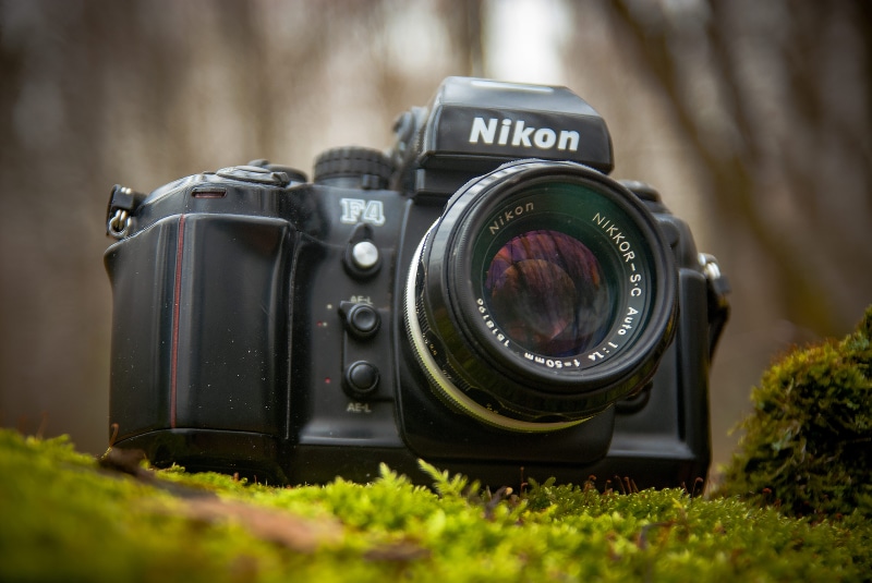 close-up, f4, technology, lens - eye, video camera, activity, food, photographic equipment, pc, digital camera, photography themes, no people, spoke, retro styled