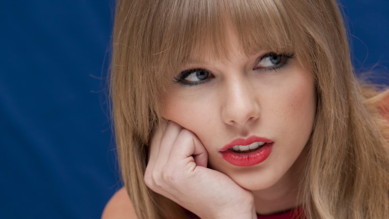 teenager, make-up, Taylor Swift, bangs, human face, women, fashion, close-up, beauty, headshot, glamour, portrait, adult, lipstick, human body part, hairstyle