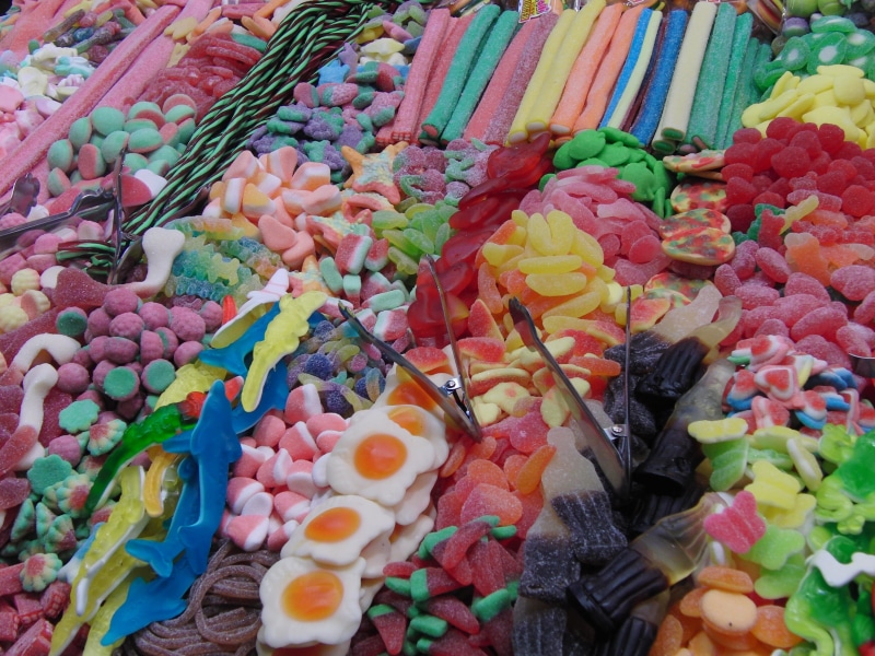 full frame, retail display, candies, choice, boqueria, multi Colored, no people, food, sweet, sweet Food, abundance, jellies, Colors, freshness, still life