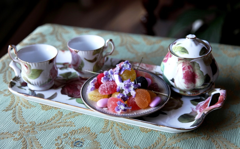 white, sweet, fruit, plate, temptation, refreshment, gourmet, coffee - Drink, sweets, backgrounds, cup, pastry, cake, heat - Temperature, red, cream, cafe