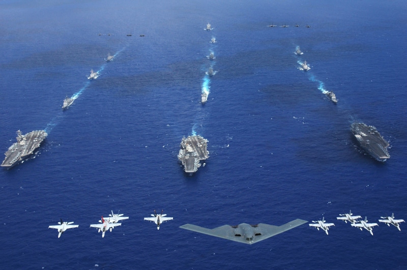 carrier, ocean, marines, wake - water, ships, fighter jet, b-2, body, motion, aircraft, air, stealth bomber, star shape, daytime, travel, day, flying, airplanes