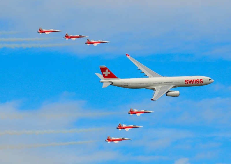 blue, air vehicle, air force, aerobatics, 2K, cloud - sky, cooperation, jet, nature, jets, suisse, flying, sports activity, airbus, convoyed, skill, mode of transportation