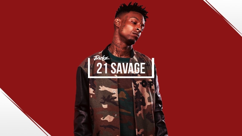 mid adult, uniform, red, colored background, looking at camera, 21 Savage, clothing, men, waist up, 1080P, one person, studio shot, Singers, indoors, standing