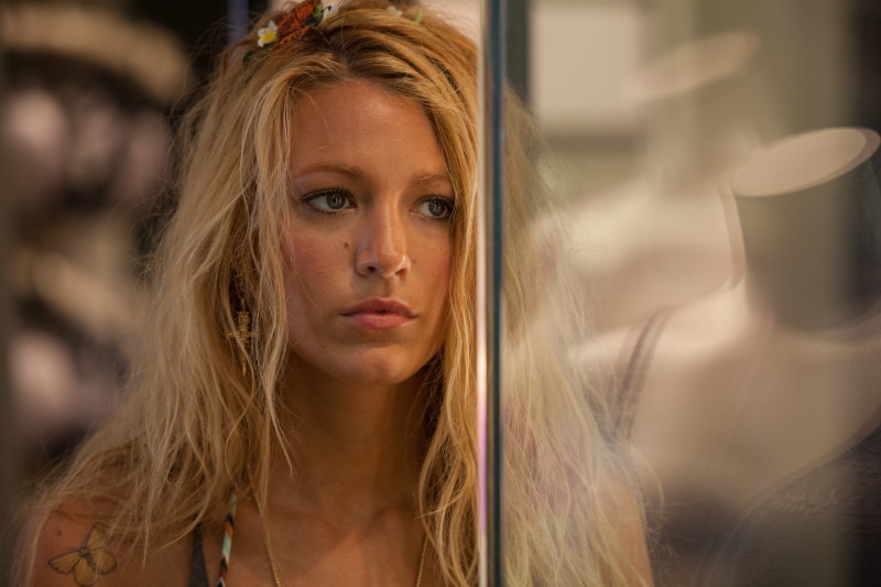 long hair, depression - sadness, Savages, hair, 5K, beautiful woman, serious, blonde, contemplation, young adult, adult, hairstyle, one person, blond hair