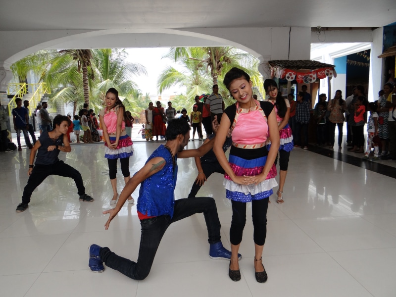 pop, full length, show, leisure activity, casual clothing, bangalore, indoors, india, men, bengaluru, dance, lifestyles, film city, karnataka, teenager