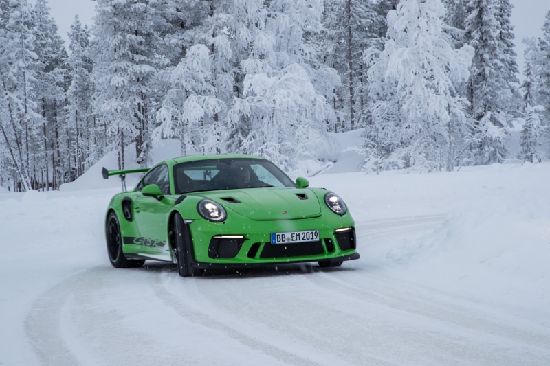 Green Car, Porsche 911 GT3 RS, Sport Car, Vehicle, Porsche 911, Winter, Porsche, Snow, 2K, Car, Porsche 911 GT3