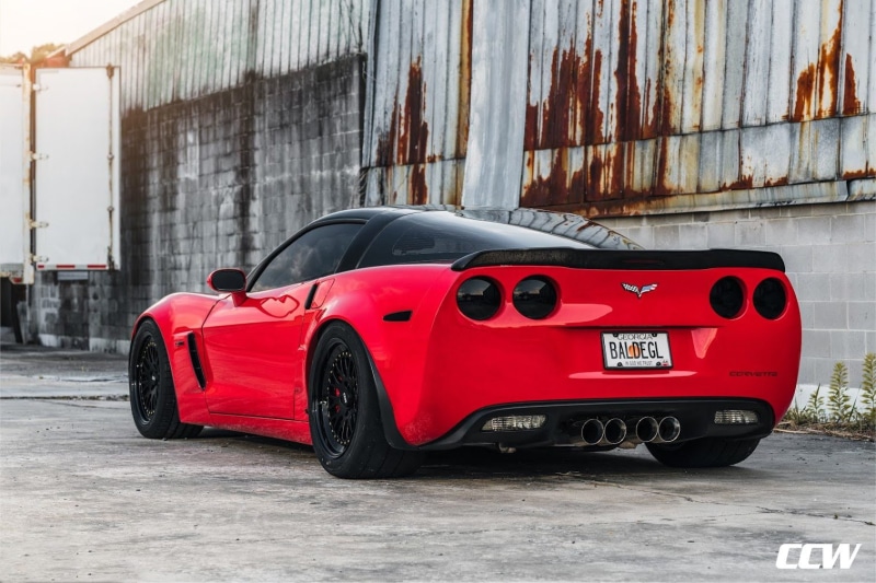 building exterior, corvette, architecture, luxury, transportation, day, stationary, 720P, motor vehicle, mode of transportation, z06, garage, retro styled