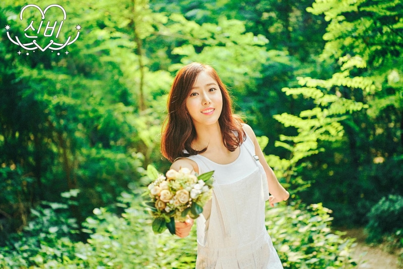720P, Idol, one person, flowering plant, lifestyles, outdoors, hairstyle, SinB, young women, smiling, beautiful woman, hair, beauty, long hair, women