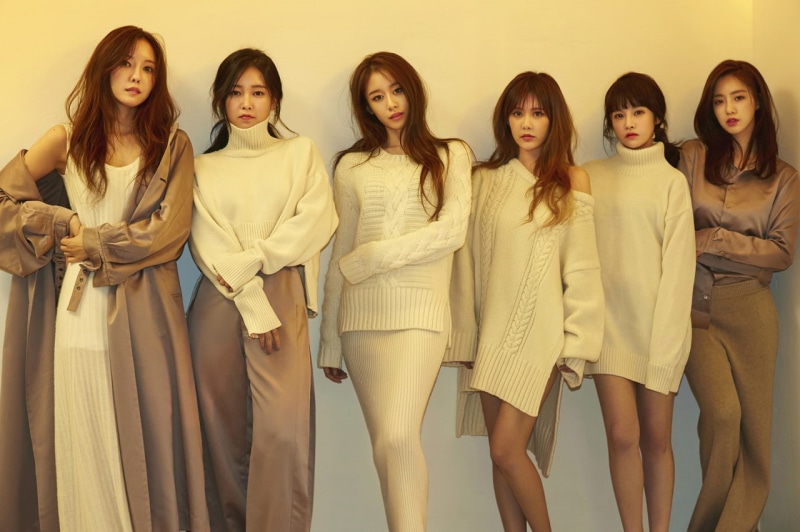 young women, friendship, fashion, group of people, front view, Asian, indoors, K-pop, looking at camera, portrait, T-ara, women, 720P, hairstyle, smiling
